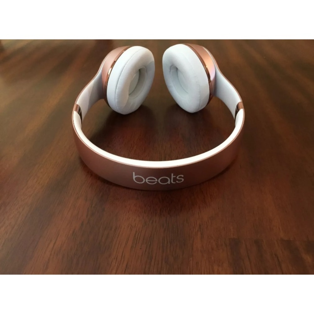 Beats - Picture 2 of 3